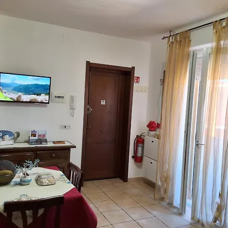 Lo Mirall - Bilocale A 2 Minuti Dalla Del Lido Di Apartment *