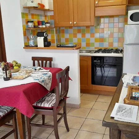 Lo Mirall - Bilocale A 2 Minuti Dalla Del Lido Di Apartment *